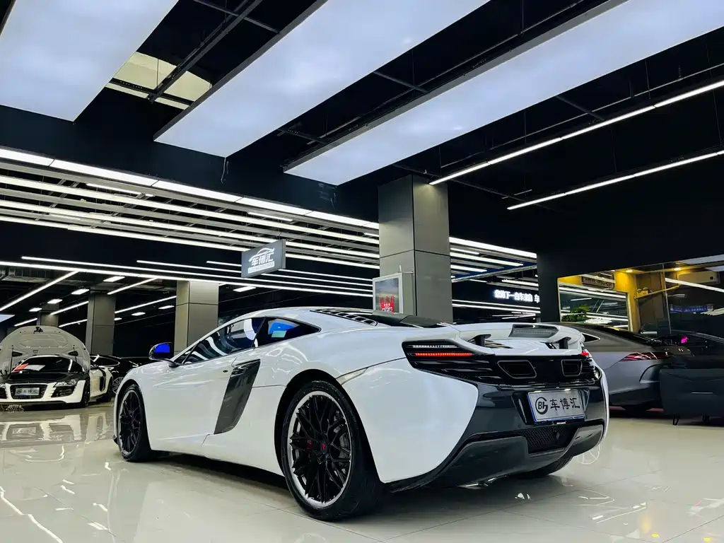 McLaren 12 C 3.8 T COUPE