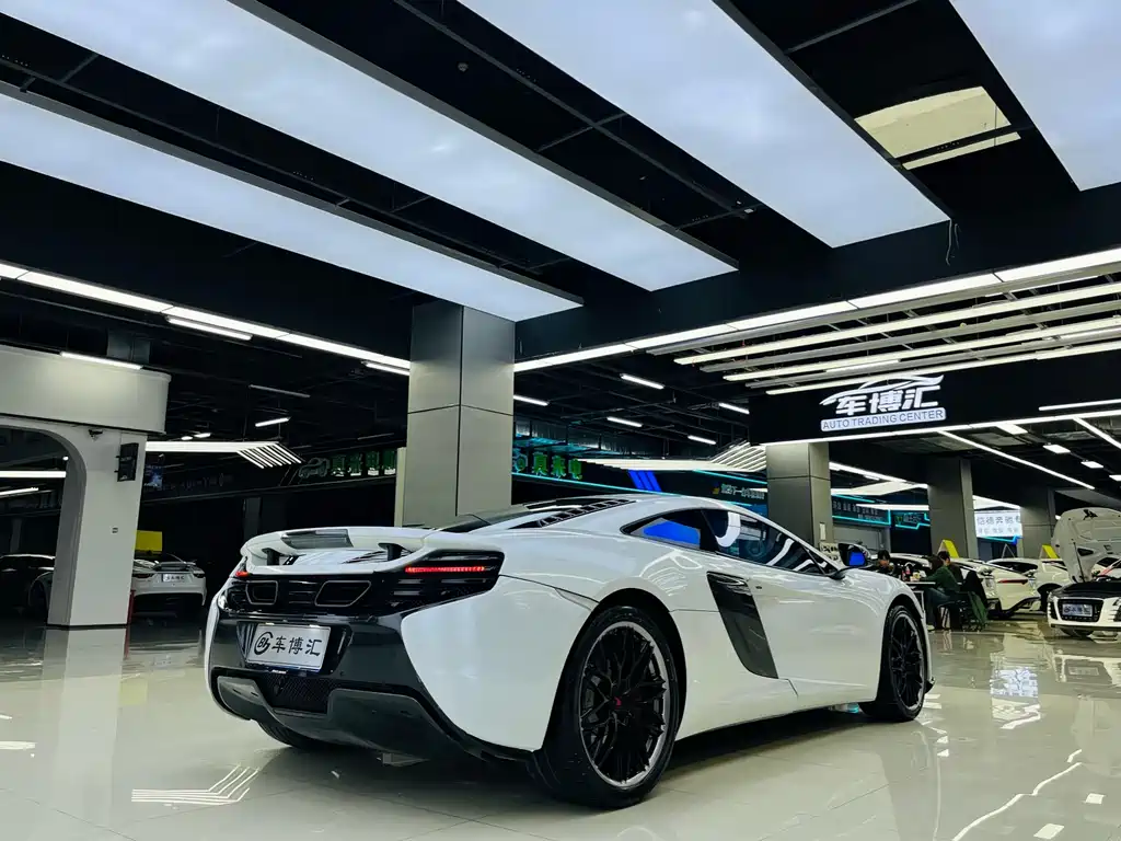 McLaren 12 C 3.8 T COUPE