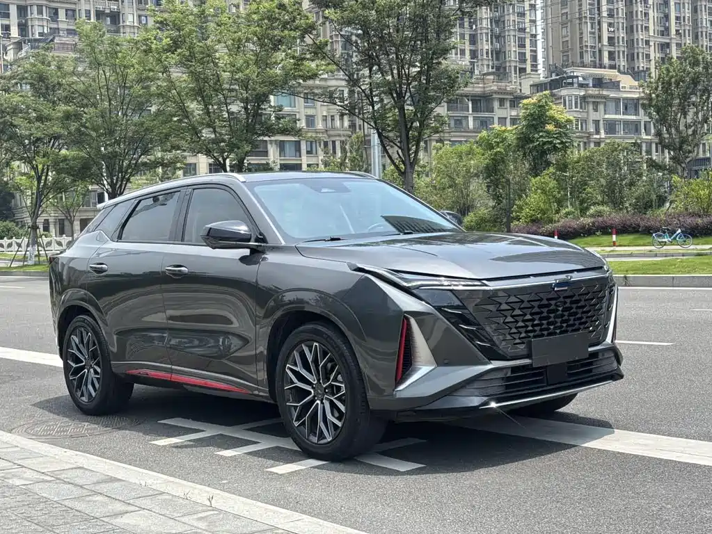 Changan Oshan Z6 Blue Whale 1.5 T DCT Smart Leading