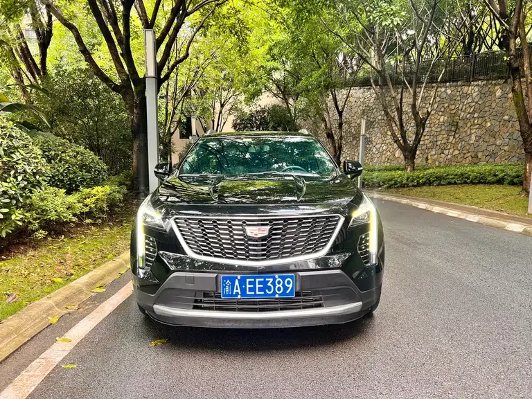 Cadillac XT4 Facelift 28 T 2 WD Luxury