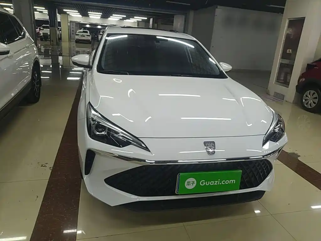 Roewe i5 1.5 L CVT Luxury
