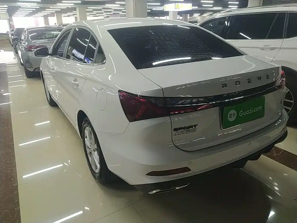 Roewe i5 1.5 L CVT Luxury