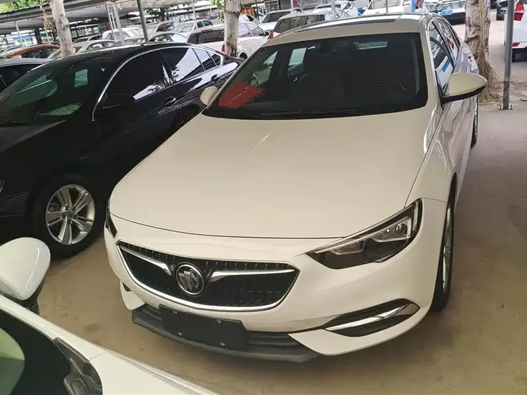 Buick Regal 20 T Elite CN-VI