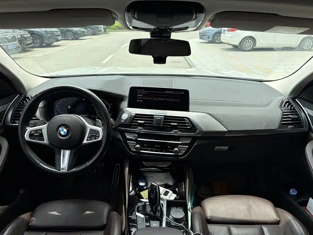 BMW X4 Facelift xDrive 25 i M Sport Package