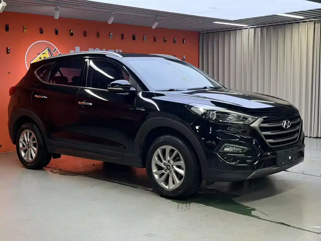 Tucson 1.6 T DCT 2 WD Intelligent