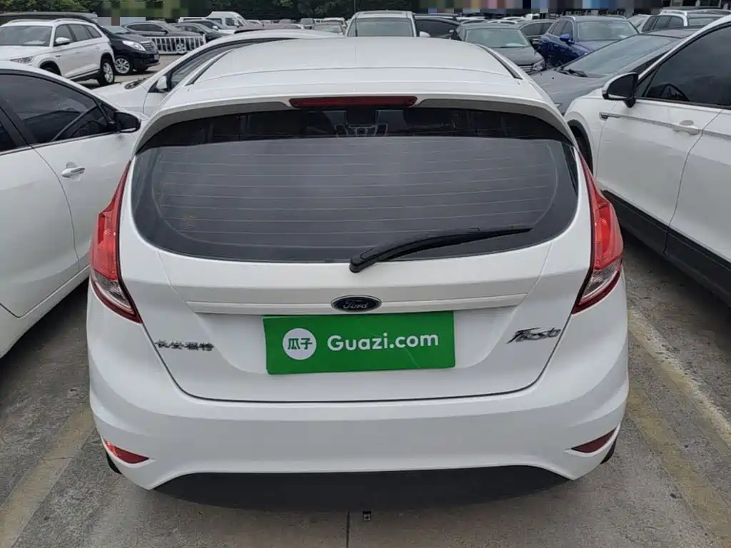 Fiesta Hatchback 1.5 L Auto Fashion