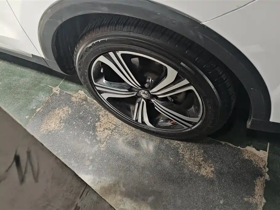 MG ZS 180 DVVT Auto Plus L2+
