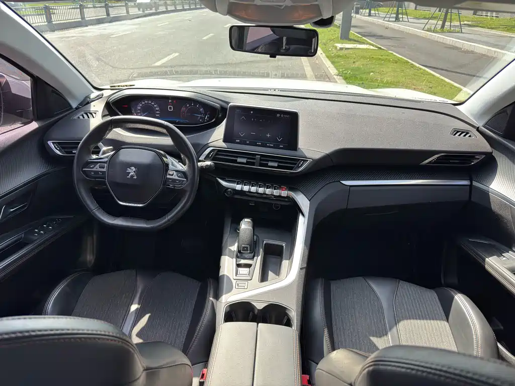 Peugeot 5008 380 THP 7-seat Elite