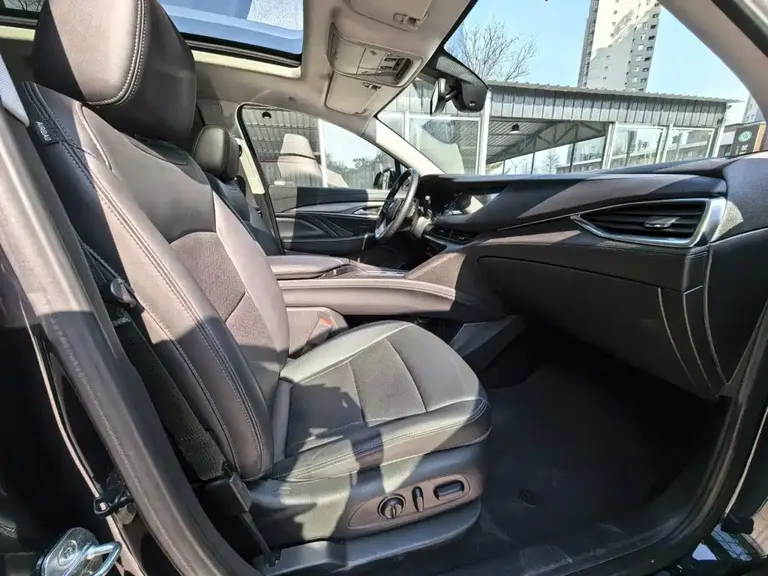Buick Enclave 652 T 2 WD Distinguished 7-seat