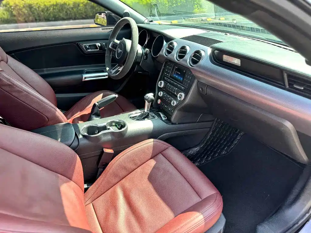 Mustang 2.3 T Sport