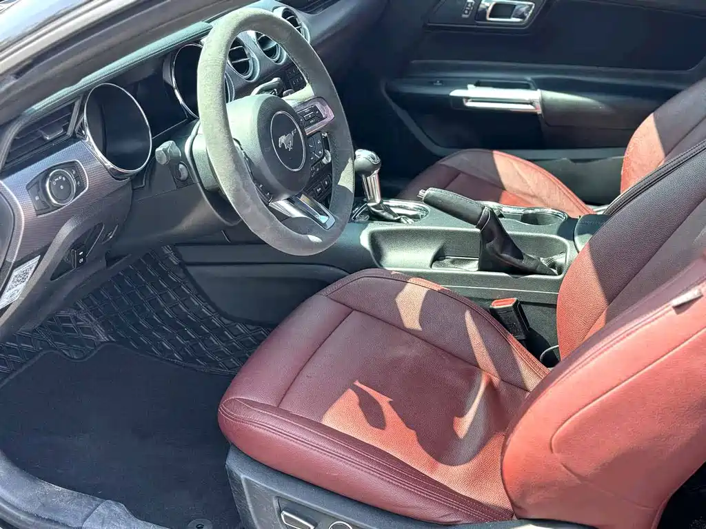 Mustang 2.3 T Sport