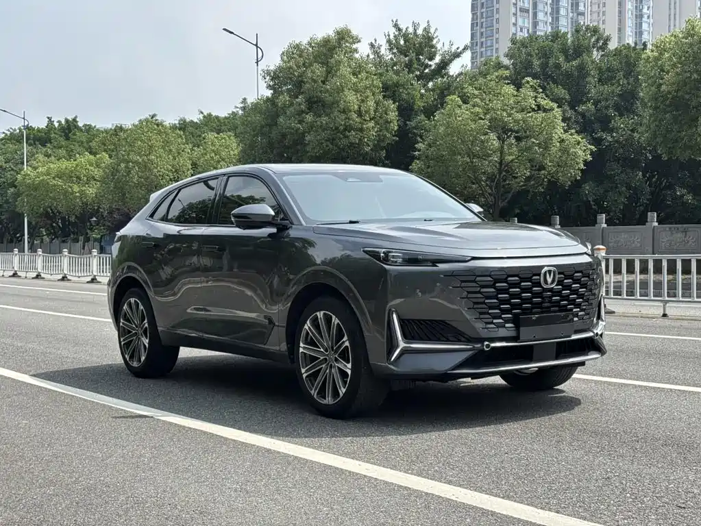 Changan UNI-K 2.0 T Distinguished
