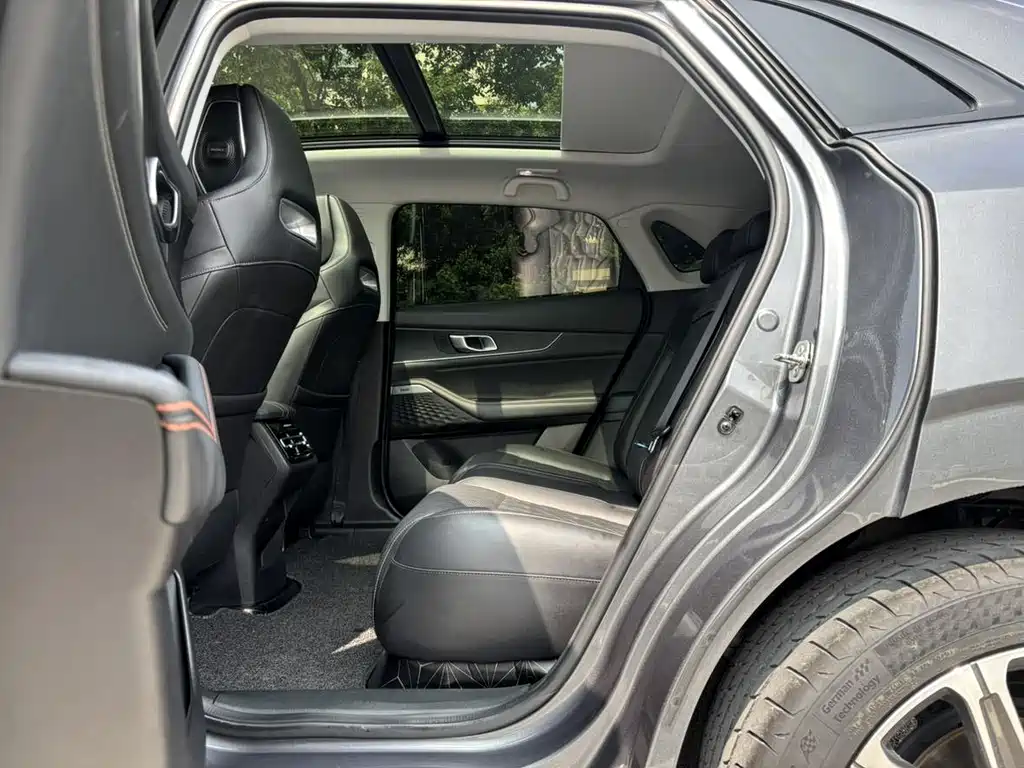 Changan UNI-K 2.0 T Distinguished