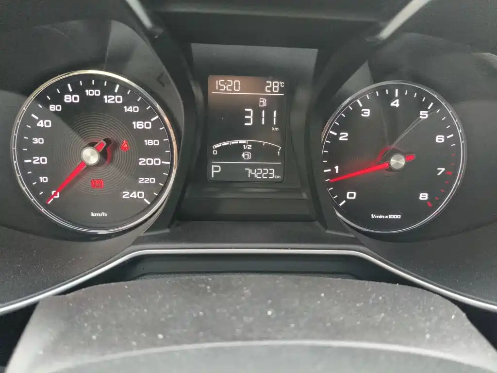 MG6 20 T Auto Elite Connected CN-V