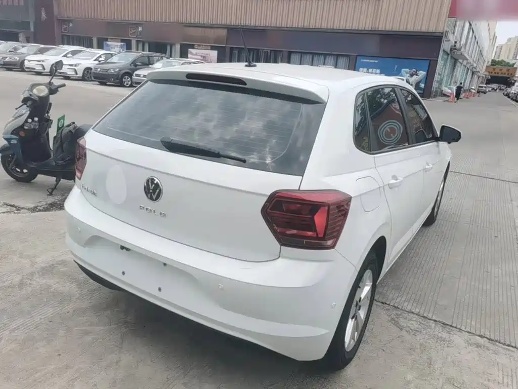 Polo Plus 1.5 L Auto Panoramic Pleasure