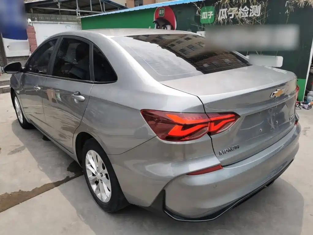 Monza 1.5 L DCT Joy