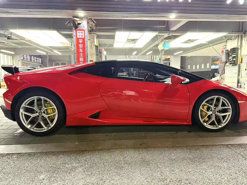 Huracán LP 600-4 Limited
