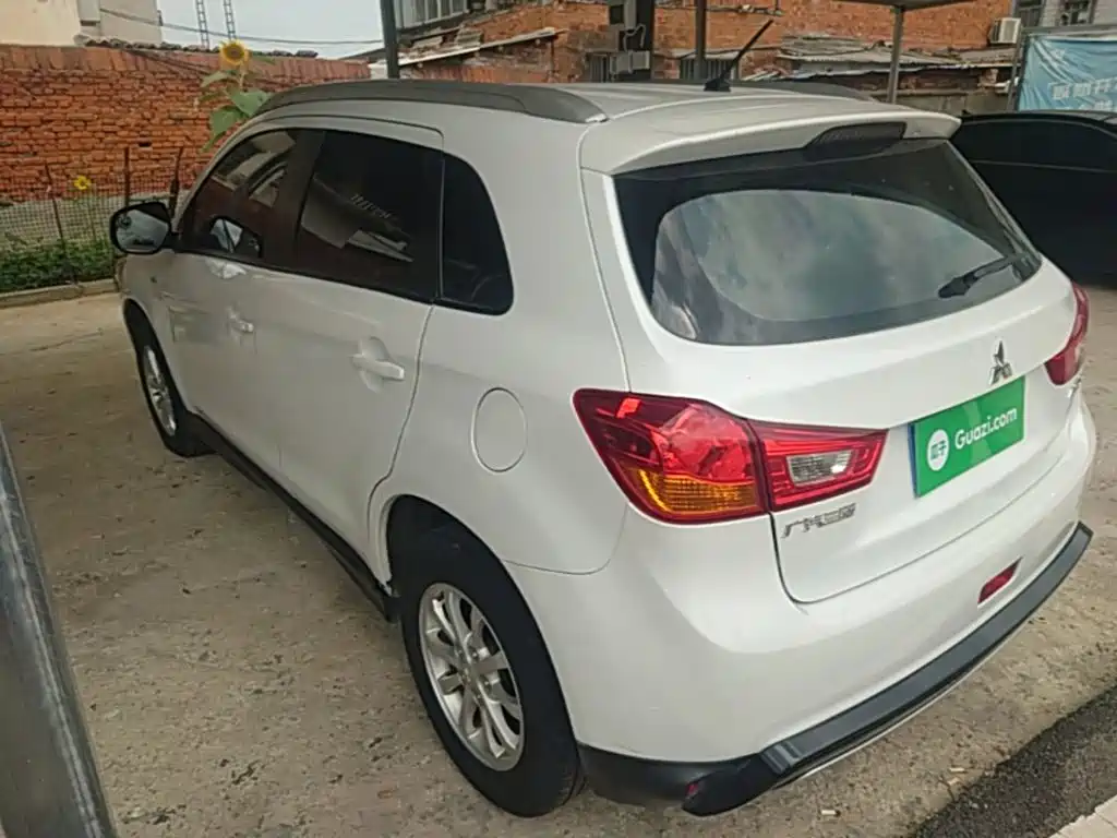 ASX 2.0 L CVT 2 WD Elite