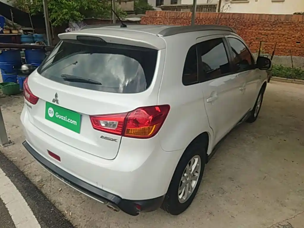 ASX 2.0 L CVT 2 WD Elite