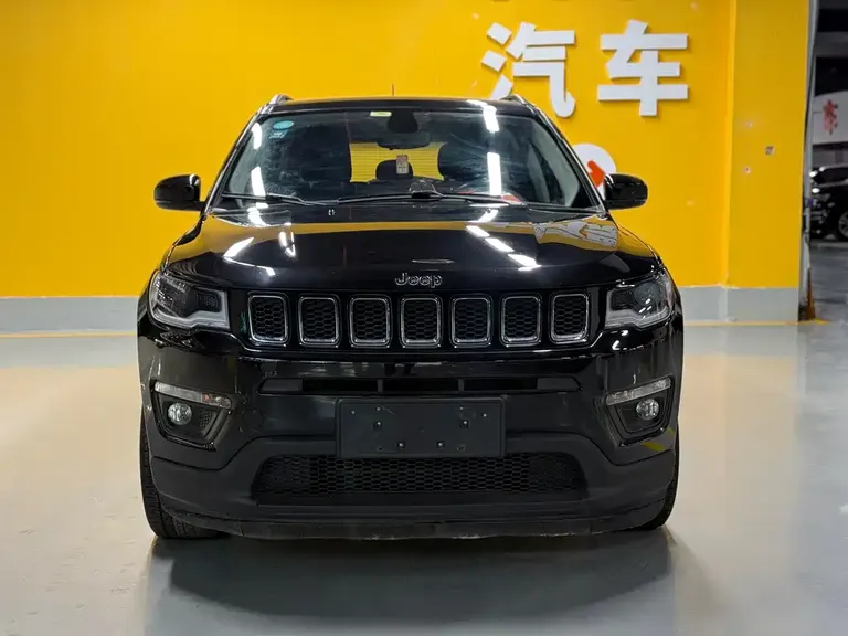 Jeep Compass 220 T Auto Home Enjoyment