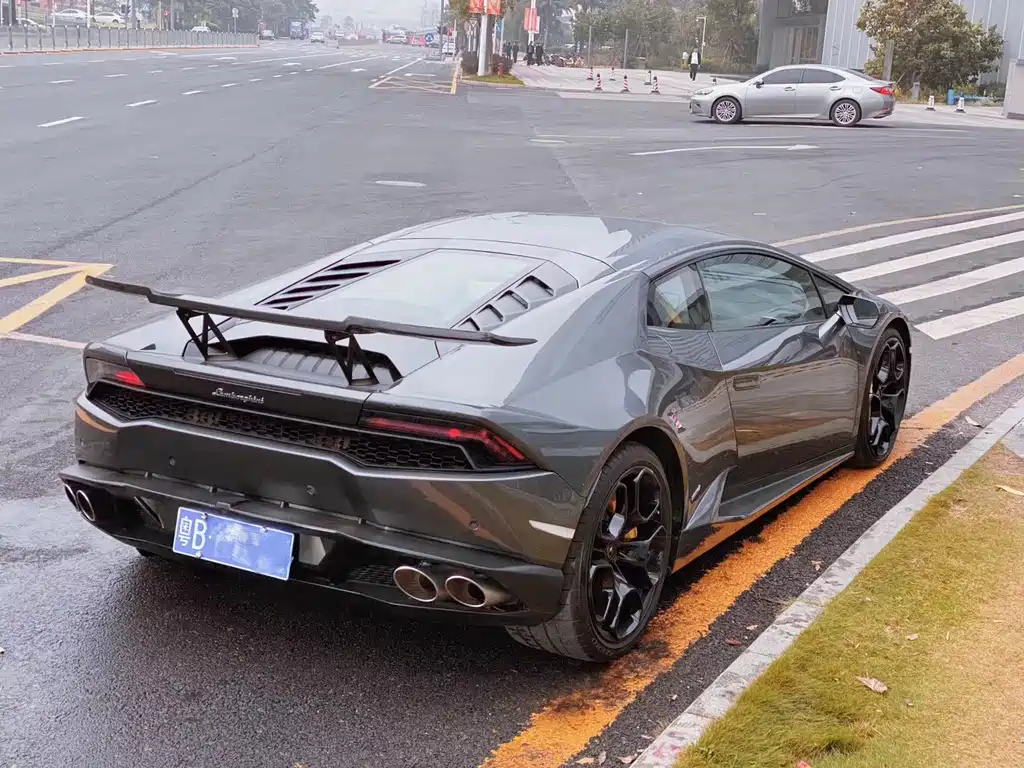 Huracán LP 600-4 Limited