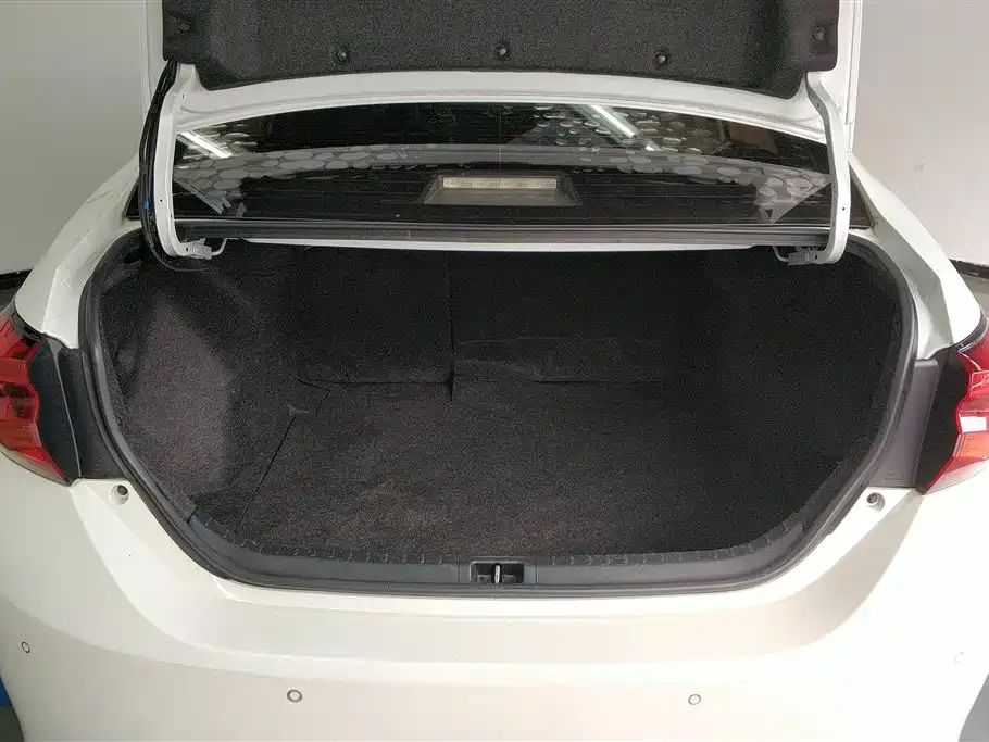 Levin Facelift 185 T Manual Elite CN-V