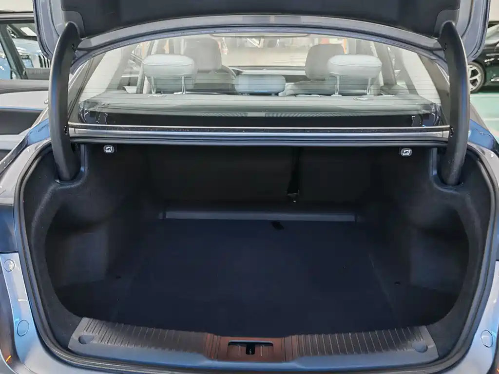 Hongqi H5 PHEV 170 Super Hybrid
