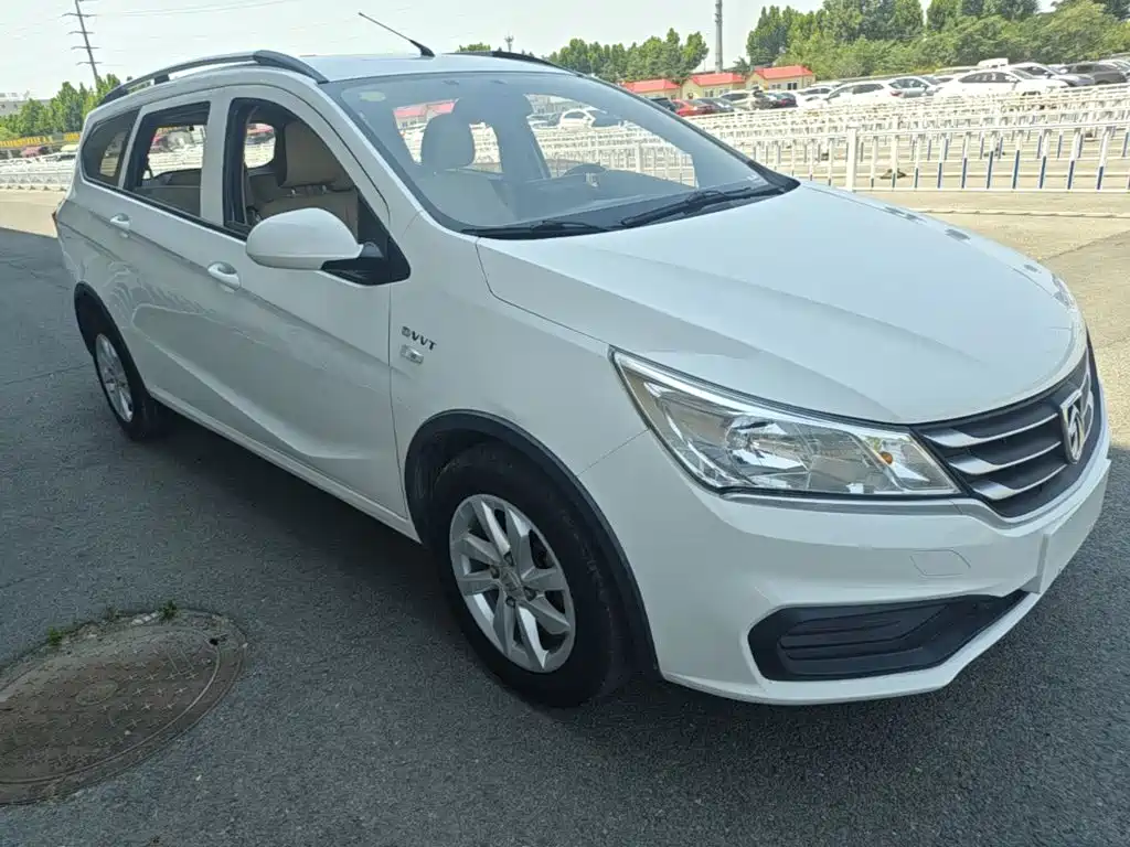 Baojun 310 W 宝骏310 W 2020款 1.5 L 自动乐享型 国VI