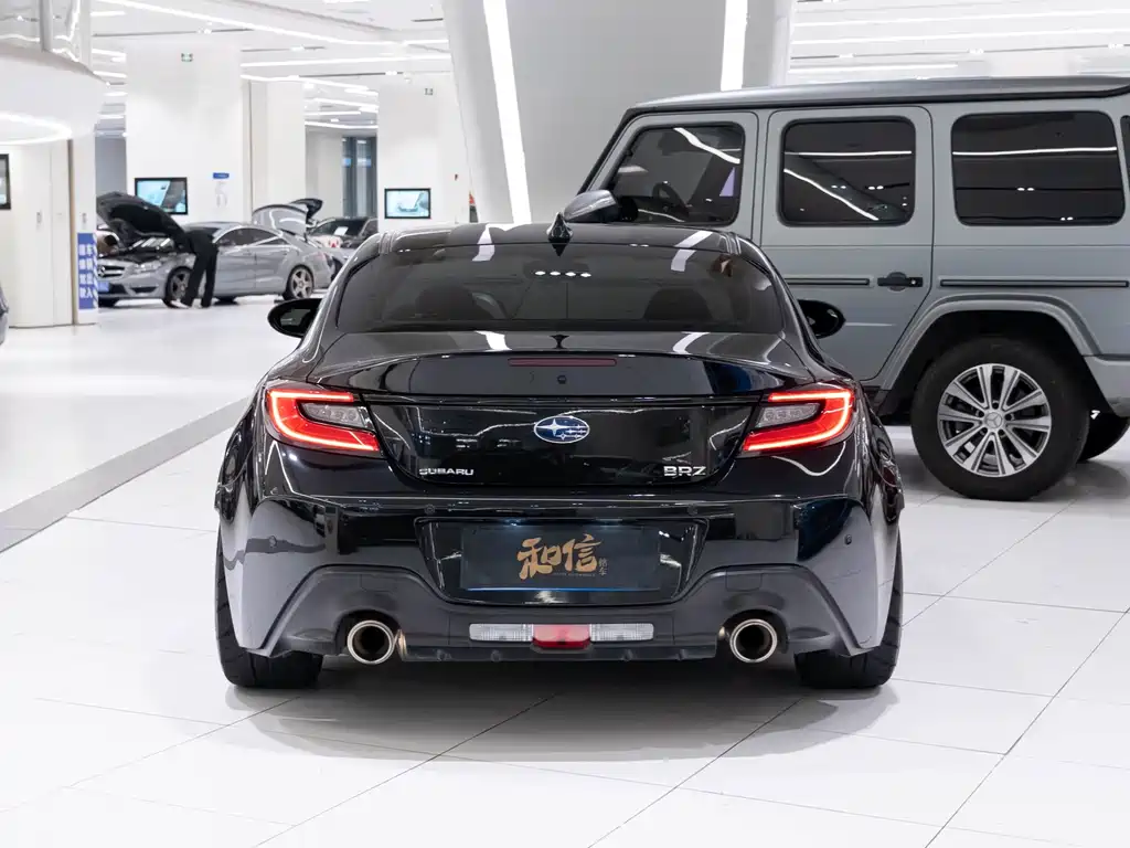 Subaru BRZ 2.4 L Manual
