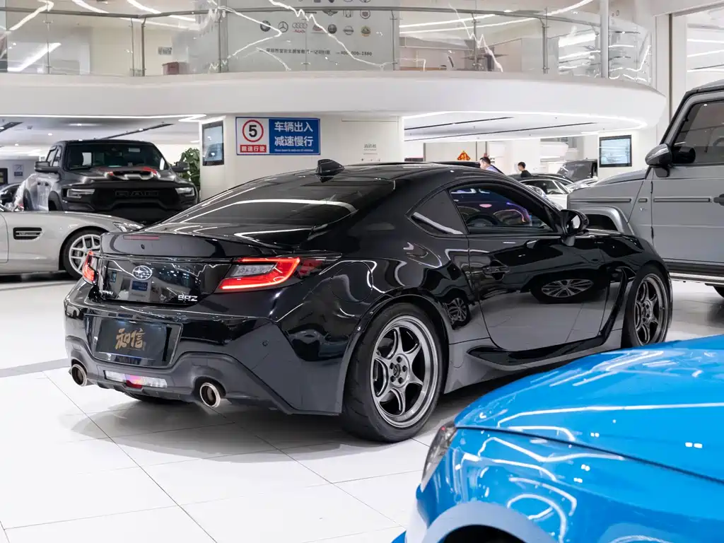 Subaru BRZ 2.4 L Manual