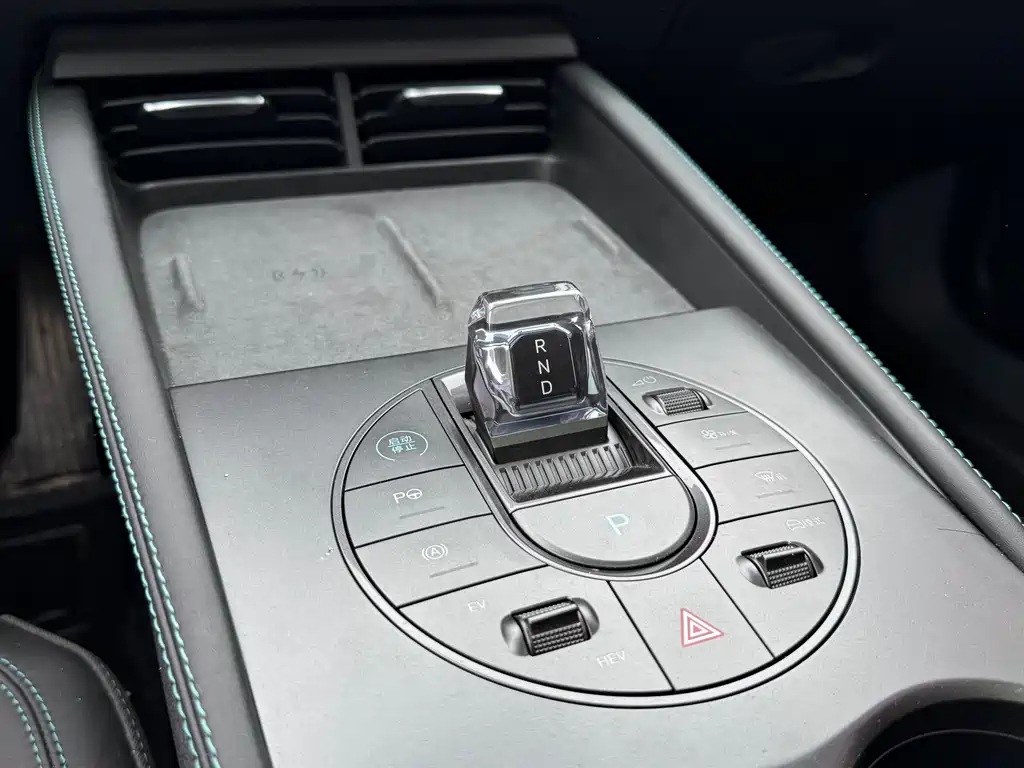 Seal 06 DM-i Smart Drive 120 KM Premium