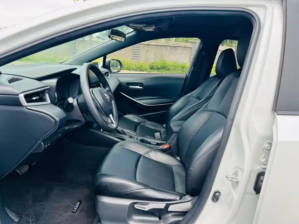 Levin Dual Engine 1.8 H E-CVT Luxury