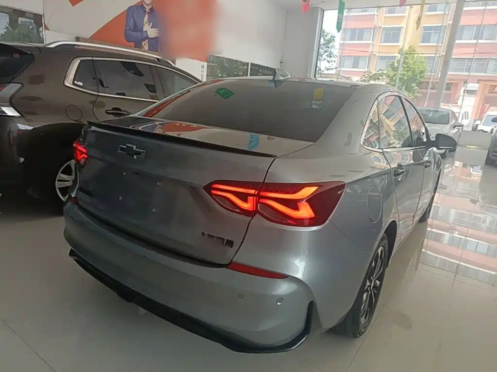 Monza 1.3 T Mild Hybrid Auto Premium