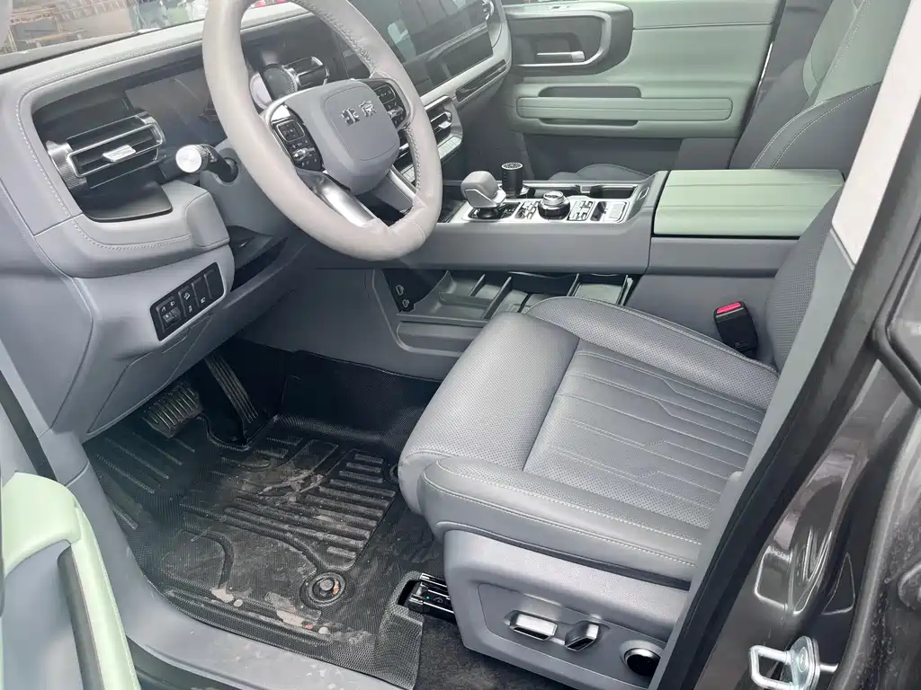 BAIC BJ40 2.0 T Gasoline Standard