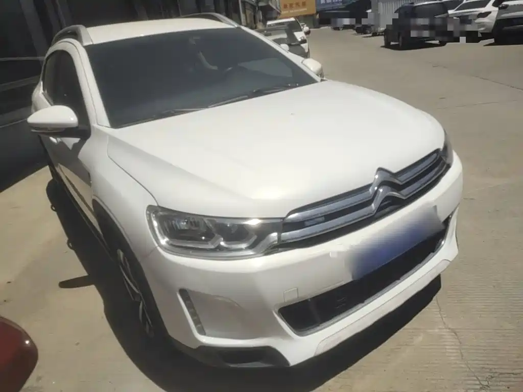 Citroën C3-XR 雪铁龙C3-XR 2017款 230 THP 手动先锋型