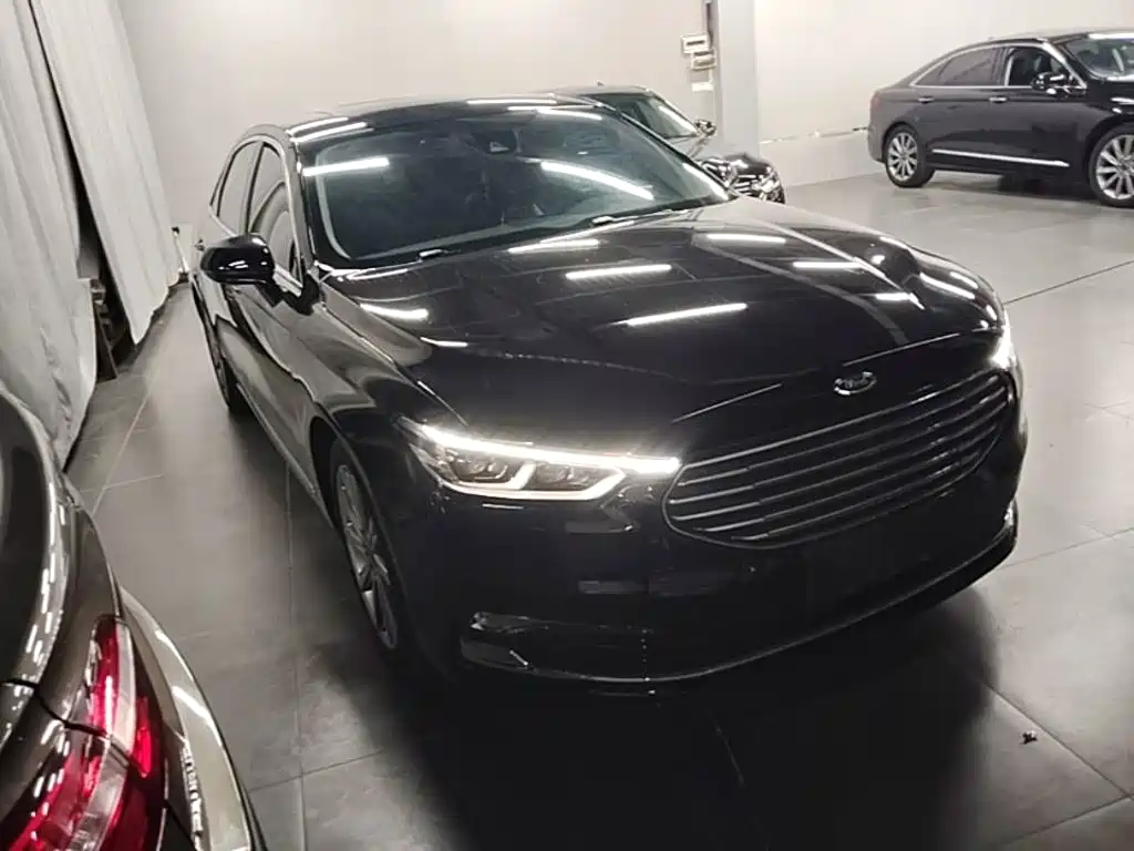 Taurus EcoBoost 245 Premium
