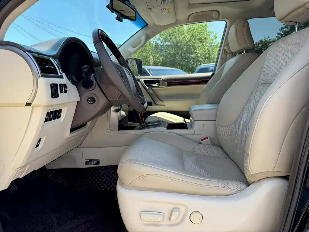 Lexus GX 460