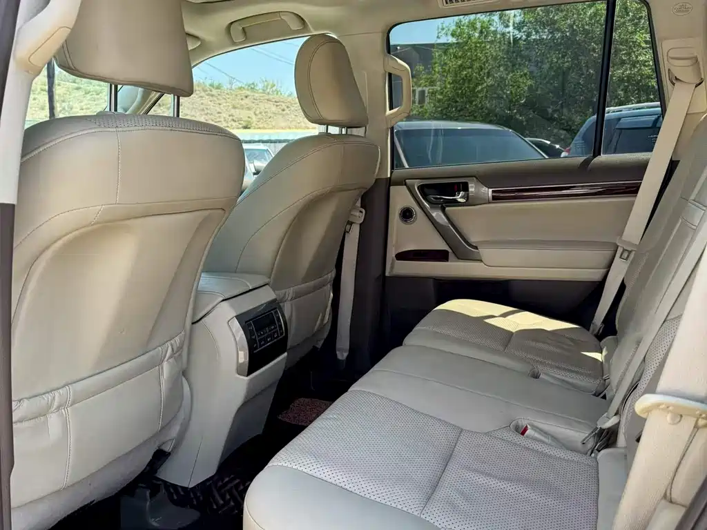 Lexus GX 460
