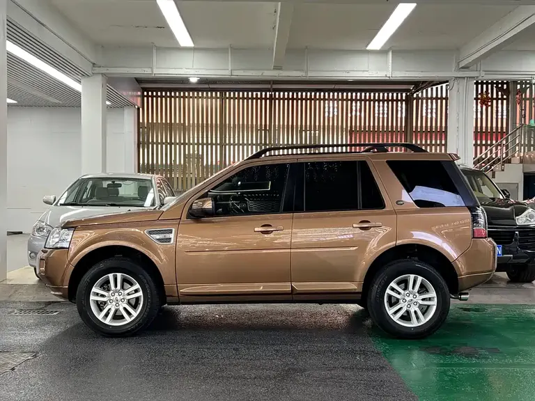 Land Rover Freelander 2 2.0 T Si4 HSE Gasoline