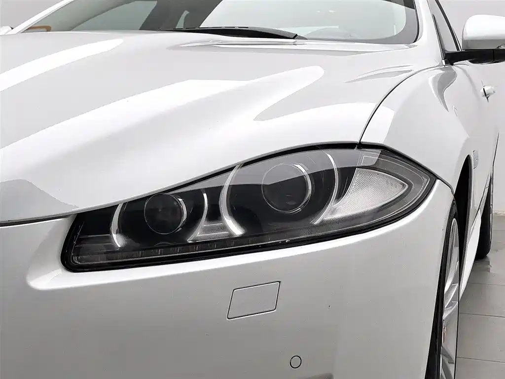 Jaguar XF XF 2.0 T Luxury