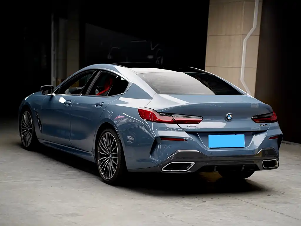 BMW 8 Series Facelift 840 i 4-door Coupe M Sport Package