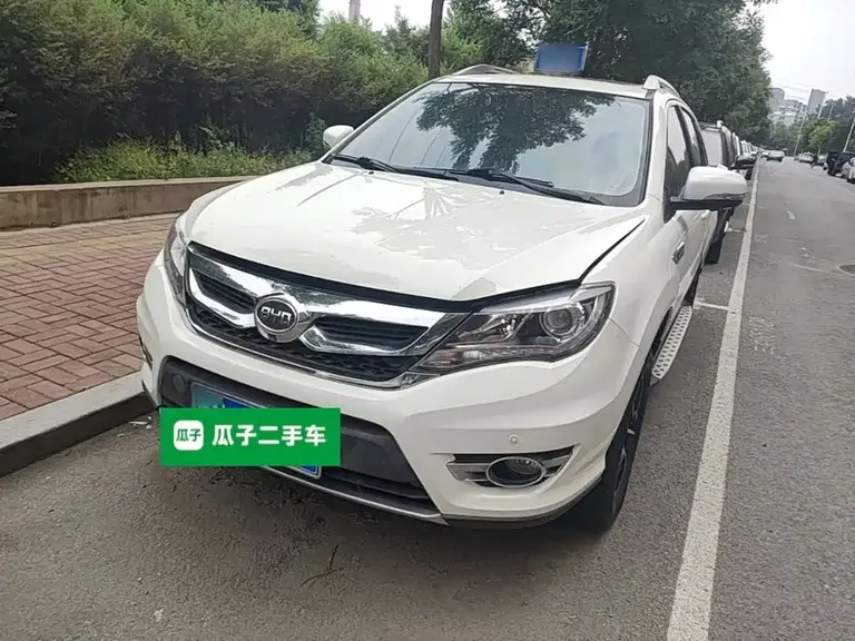 BYD S7 比亚迪S7 2016款 1.5 T 手动尊贵型