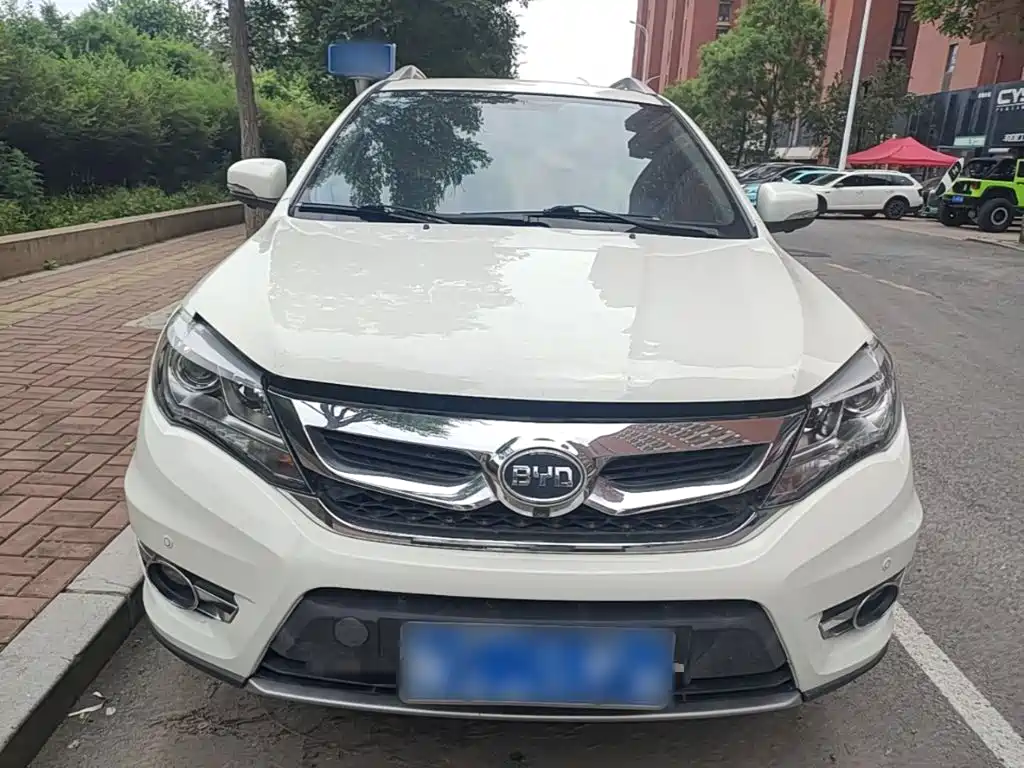 BYD S7 比亚迪S7 2016款 1.5 T 手动尊贵型