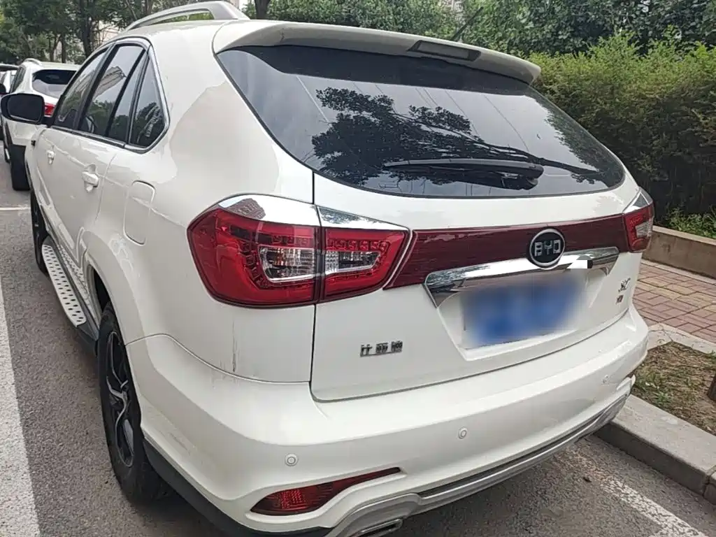 BYD S7 比亚迪S7 2016款 1.5 T 手动尊贵型