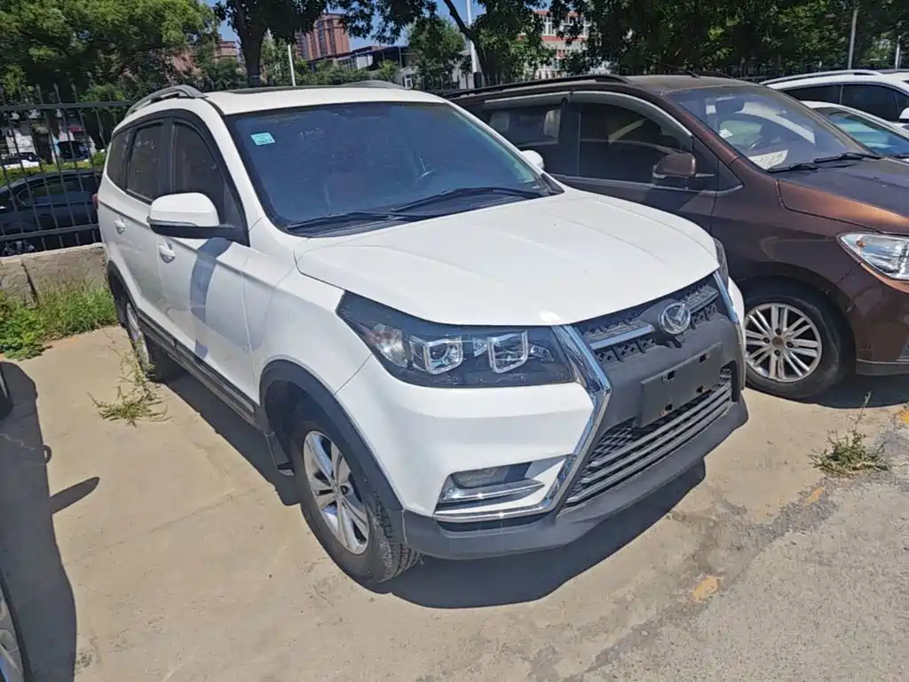 BAIC Huansu S3 S3 L 1.5 L Manual Premium