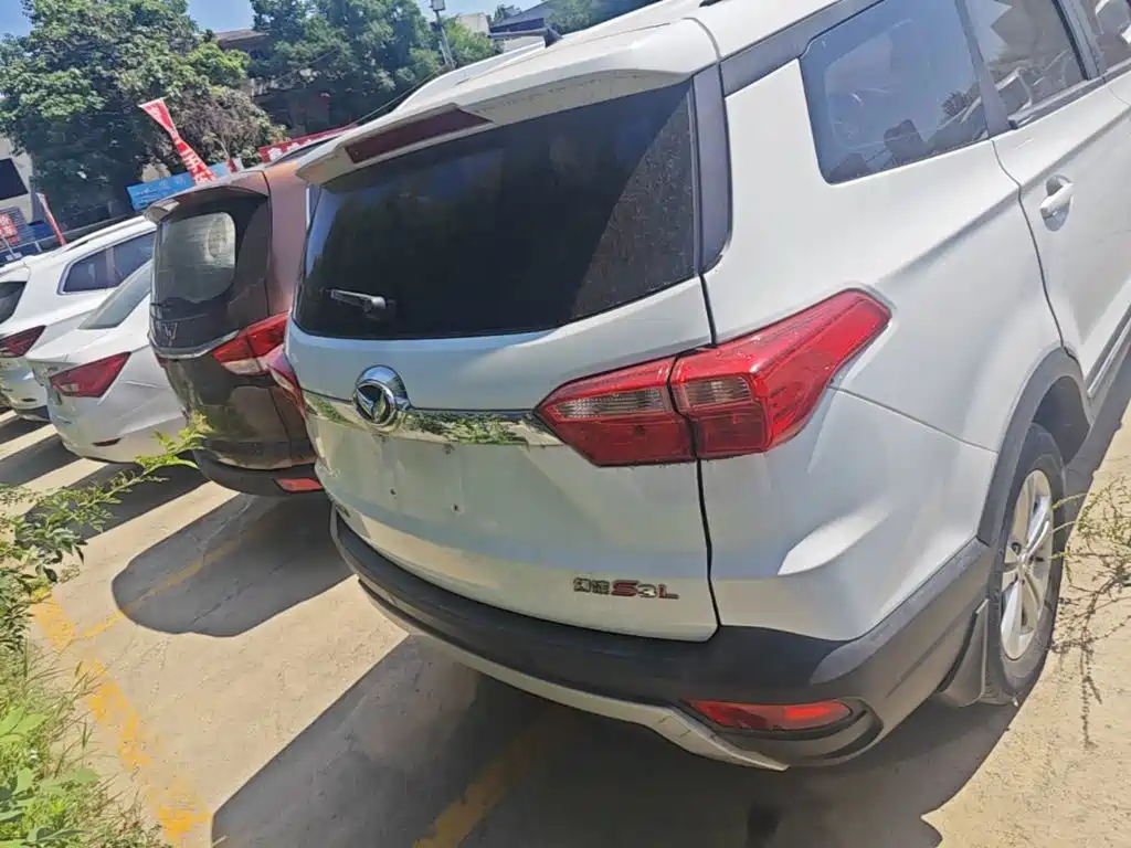 BAIC Huansu S3 S3 L 1.5 L Manual Premium