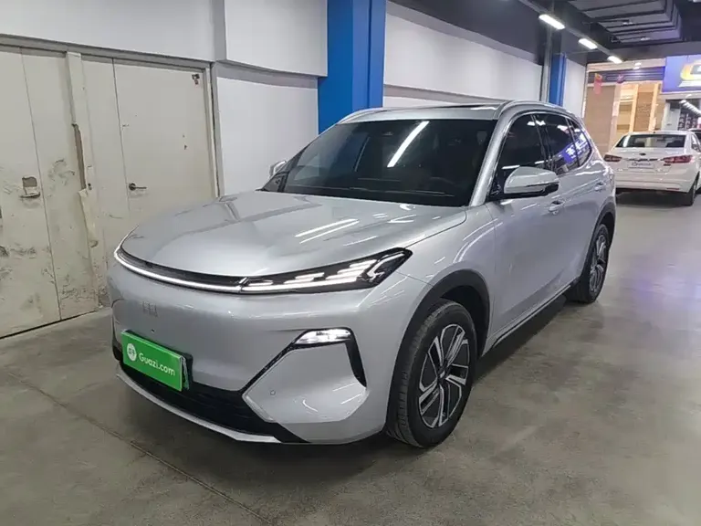 Geely Galaxy Starship 7 120 km Explorer +
