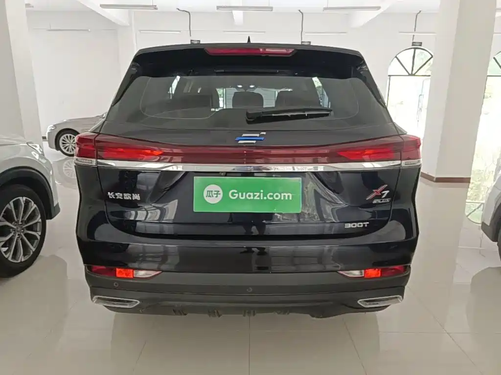 Changan Oshan X7 PLUS 长安欧尚X7 PLUS 2023款 畅享版 1.5 T自动尊贵型