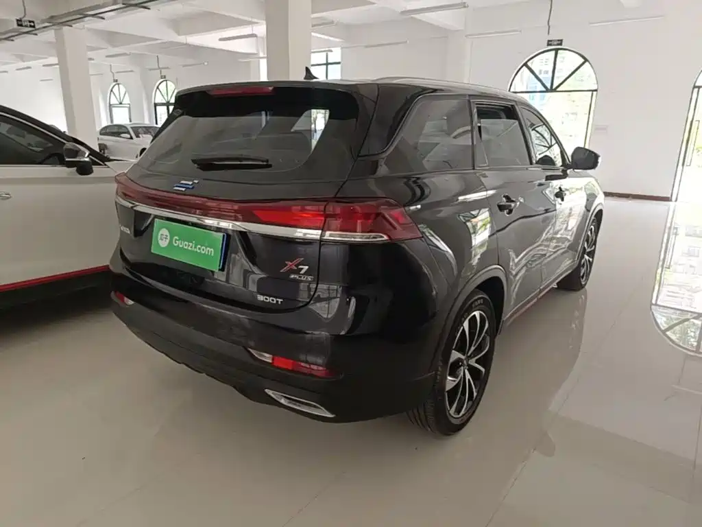 Changan Oshan X7 PLUS 长安欧尚X7 PLUS 2023款 畅享版 1.5 T自动尊贵型