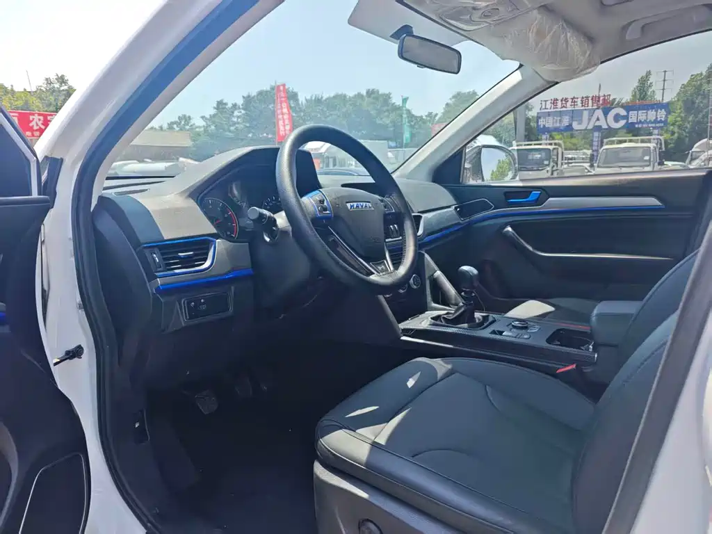 Haval H6 Red Label Sport 1.5 T Manual 2 WD Elite